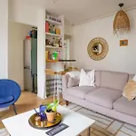 Chic-Bohemian 1Bd Apartment - La Villette